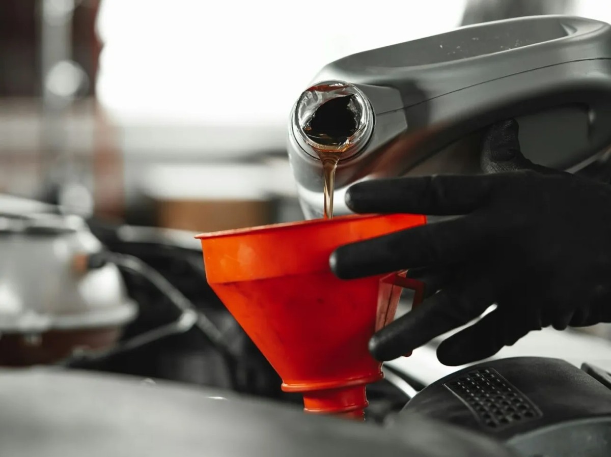 Jaki olej do Citroen C3 1.4 benzyna? Sprawdź najlepsze opcje i normy